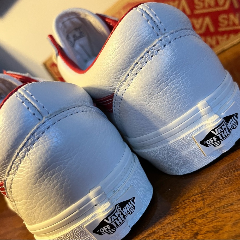 Vans White Red Vintage Leather Sneakers - Picture 4 of 6